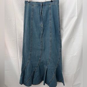 Metrostyle Classic Denim Skirt